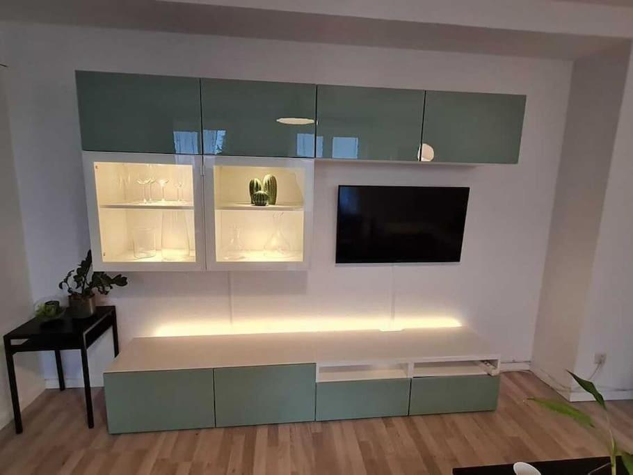 Gemuetliche & Ruhige Unterkunft Erftstadt Esterno foto